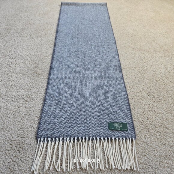 NWOT McCabe Collection Lambswool Scarf 100% Wool Grey Herringbone Ireland - Picture 6 of 12